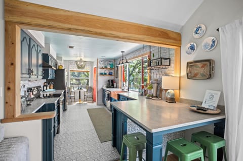 Fully updated kitchen