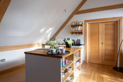 The Sycamore Kitchen - StayCotswold