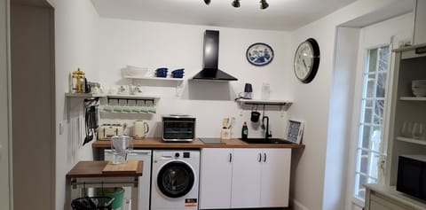 Kitchen facilities