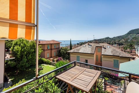 Apartment, Balcony | Water view