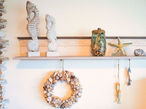 Natural Material, Shelving, Shelf