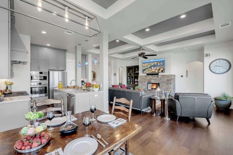 Spacious Open Floor Plan 