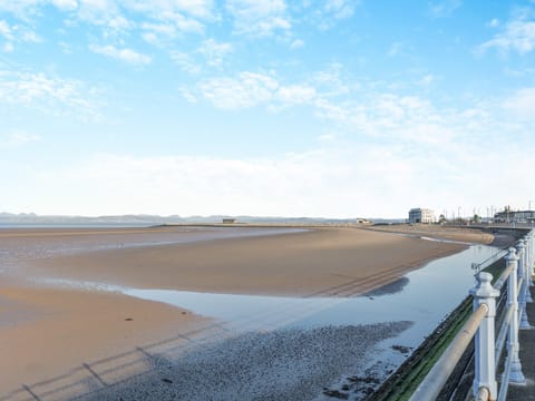 Surrounding area | Pier View - Eden Bay Serviced Apartments, Morecambe