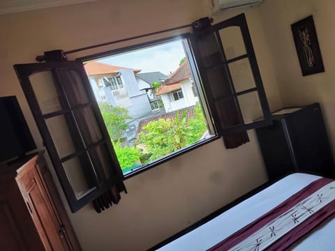 Standard Double Room Single Use, Garden View | Premium bedding, down comforters, in-room safe, soundproofing