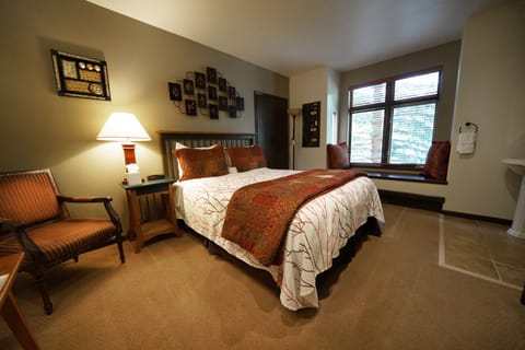 Standard Room, 2 Bedrooms, Mountainside | Premium bedding, in-room safe, individually decorated