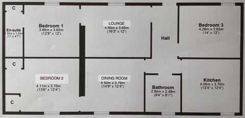 Floorplan
~120m2
(~1300 sq ft)