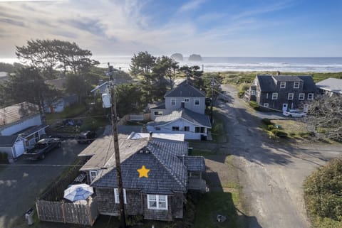 Location & Beach Access