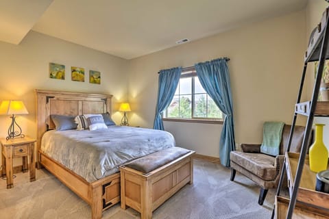 Basement 'Green' Bedroom