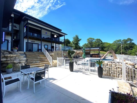 Many Gathering Spaces