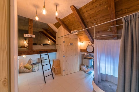 Classic Double Room | Free WiFi, bed sheets