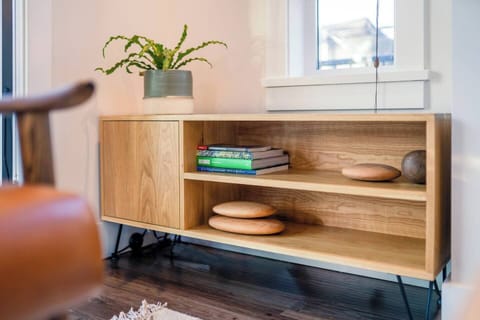 edb45980-e15b-47c8-9b82-20421d28c298