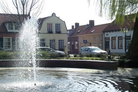 Immediate Surroundings [summer] (<1 km)