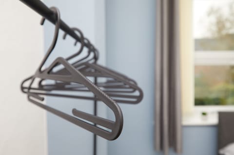 City Townhome, 4 Bedrooms, Kitchen, Garden View | 4 bedrooms, blackout drapes, iron/ironing board, free WiFi