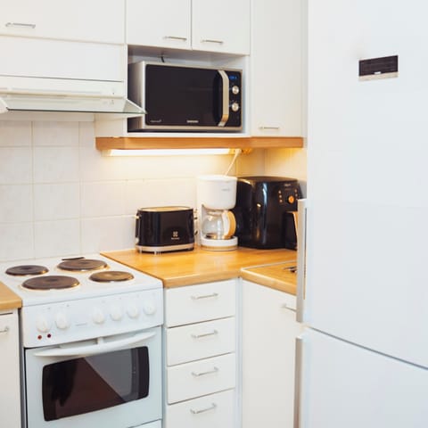 Apartment, 1 Bedroom, Accessible, Balcony | Interior