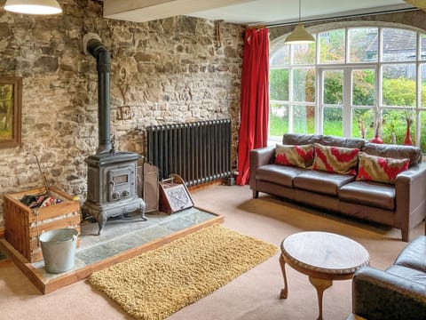 Living area | Brewhouse - Glynhir Estate, Llandybie
