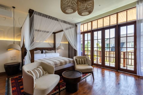 Premium bedding, minibar, soundproofing, iron/ironing board
