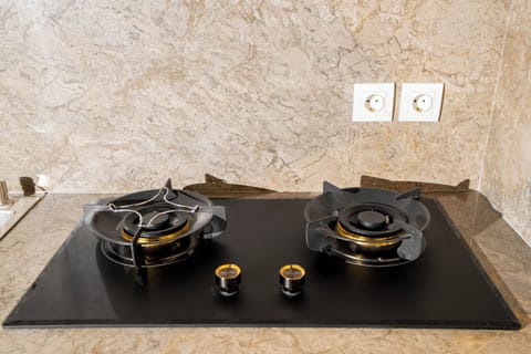 Villa, 1 Bedroom, Pool View | Private kitchen | Full-size fridge, microwave, stovetop, electric kettle