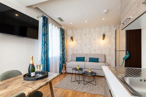 Deluxe Studio, Ensuite (Bord De Plage) | Lounge