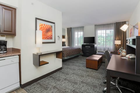 Studio Suite, 1 King Bed, Kitchen | In-room safe, desk, soundproofing, iron/ironing board