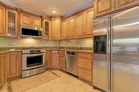 E4d955af 4aa0 4f5b b6a3 f4e478bbcde7