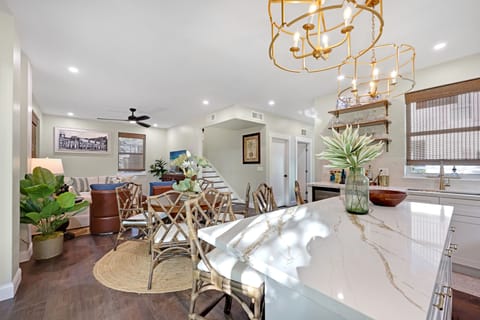 48161490-02a2-4699-b4cc-db15f9f81019