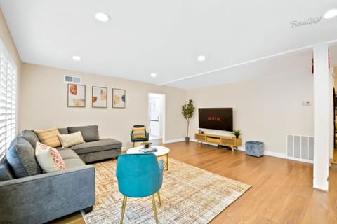 Streaming-ready and styled for comfort just add popcorn. Your cozy getaway is waiting. #travelsgvcertified