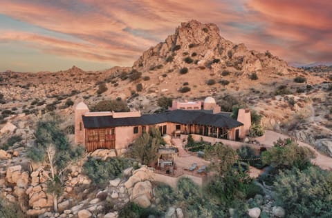 Welcome to Lost Moon Ranch by Fieldtrip.