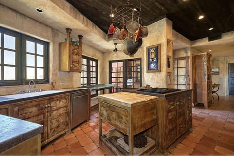 A traditional, yet perfect kitchen.