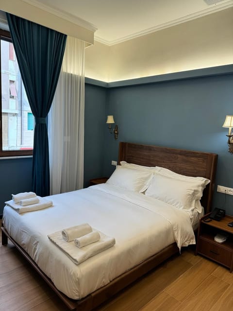 In-room safe, desk, blackout drapes, soundproofing