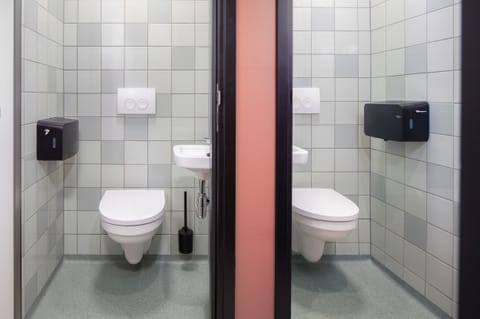 Shower, toilet paper