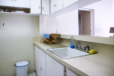 Apartment, 1 Bedroom | Private kitchen | Full-size fridge, microwave, stovetop, cookware/dishes/utensils