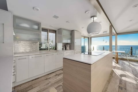 Enjoy a fully stocked kitchen