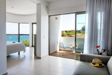 Junior Suite, Partial Sea View | Balcony