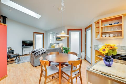 Apartment (1 Bedroom) | Interior