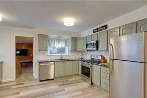 Fully Stocked Kitchen