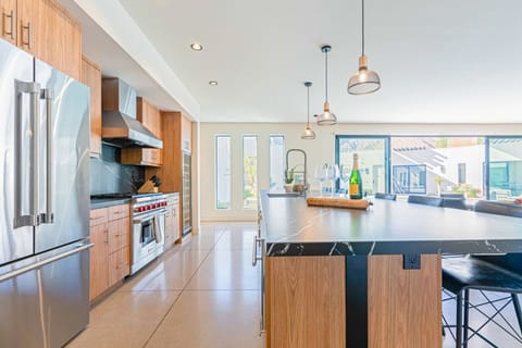 Spectacular Resort-Style Oasis Palm Springs by Rather Be Properties