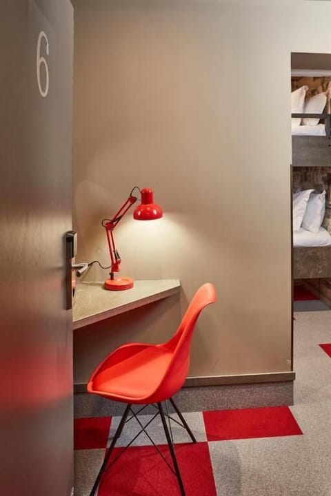 Basic Twin Room | Hypo-allergenic bedding, desk, laptop workspace, free WiFi