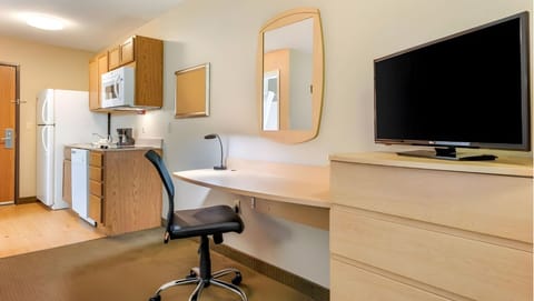 Desk, laptop workspace, free WiFi