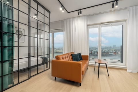 1 bedroom, iron/ironing board, cribs/infant beds, bed sheets