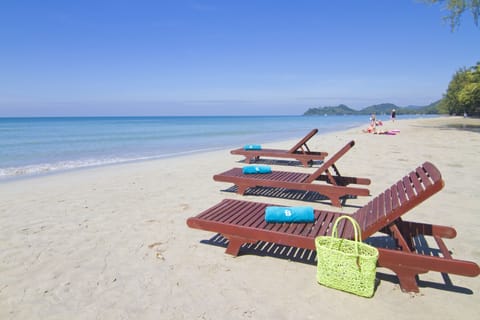 Private beach, sun loungers, beach umbrellas, beach towels