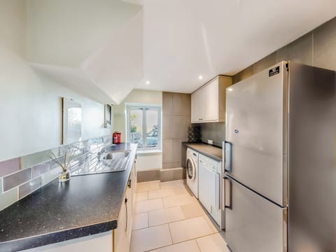 Kitchen | The Granary - House In The Yard, Gaerwen