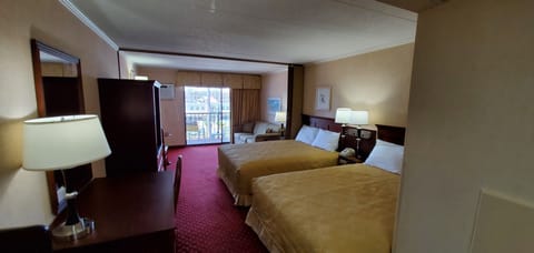Room (Motel Room, 2Queens & Sofa, Top Floor) | Individually decorated, individually furnished, blackout drapes