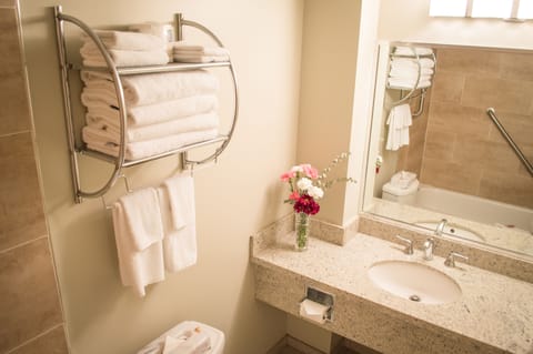 Deluxe Room, 2 Queen Beds | Bathroom | Free toiletries, hair dryer, towels