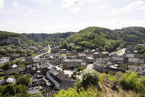 Surroundings [summer] (1-5 km)