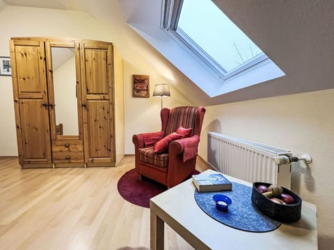 Furniture, Interior Design, Flooring, Floor, Wood, Room, Ceiling, Wood Flooring, Lighting, Apartment