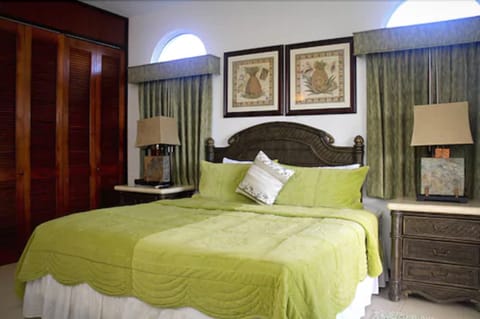 1 bedroom, premium bedding, in-room safe, blackout drapes