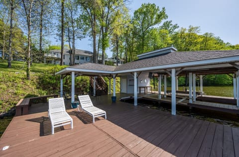 HUGE dock with tons of space for sun bathing and swimming 