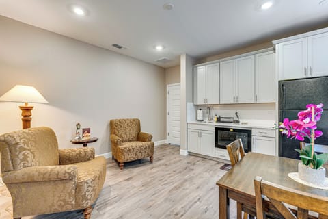 Apartment (1 Bedroom) | Interior