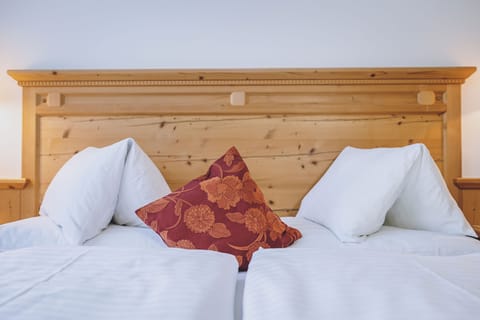 In-room safe, free WiFi