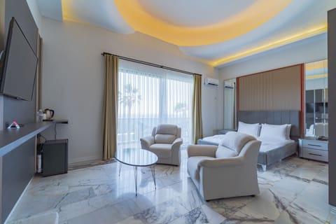 Superior Deniz Manzarali Oda | In-room safe, free WiFi, bed sheets